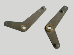 CROSS LEVER ASSY (J2500359)